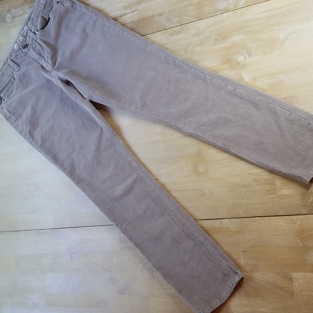 GAP Always Skinny Corduroy Pants, size 6/28, khaki/tan/Geige